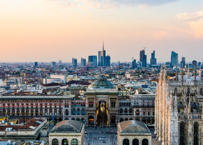 Due walking city tour a Milano: tappa alla chinatown e al quartiere Gorla