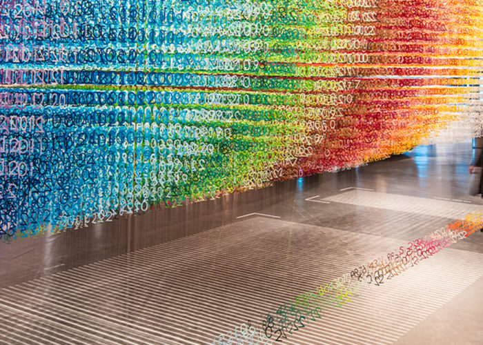 Colori e forme per segnare il tempo. Emmanuelle Moureaux con Slice of Time