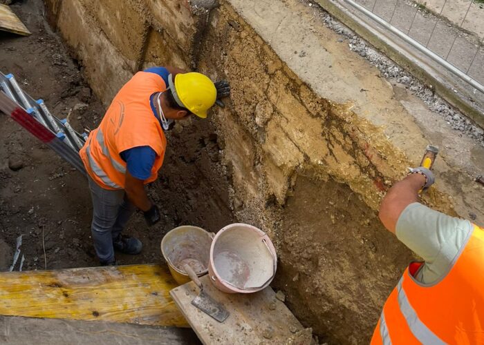 Da Gela a Piacenza, reperti archeologici restituiti grazie ai cantieri della banda ultralarga