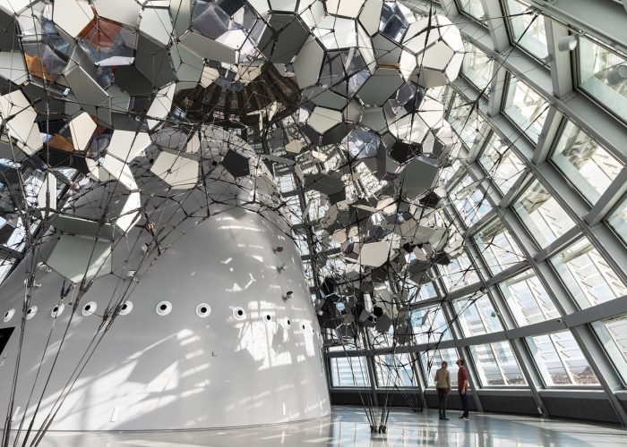 Cloud cities Barcelona, l’installazione permanente di Tomás Saraceno